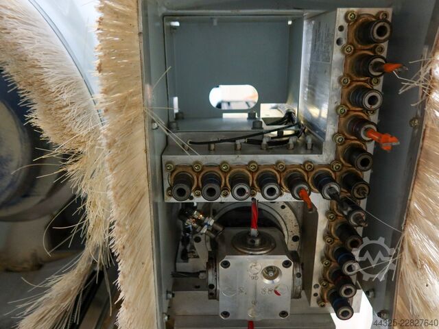Bearbeitungszentrum mit Nestingtisch HOMAG BMG 311/33/F/R