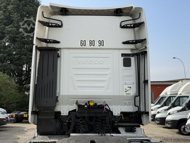 Standard tractor unit Iveco STRALIS 480