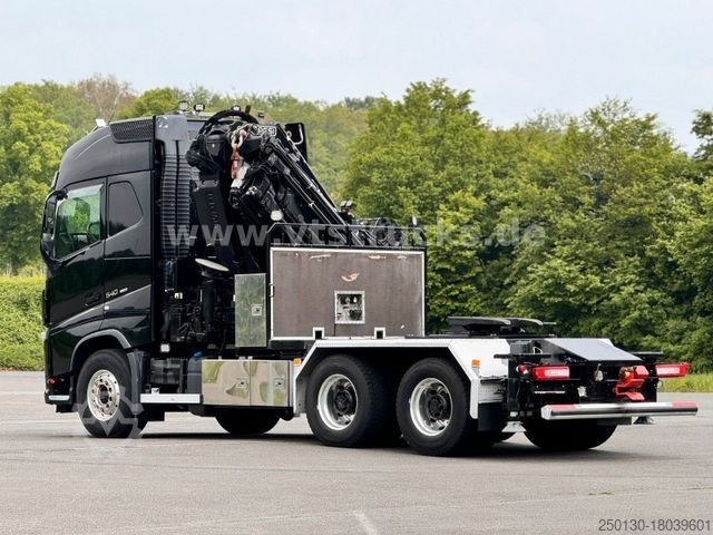 Sattelzugmaschine VOLVO FH 540 6x4 + Fassi F710RA.2.28 XHE Ladekran