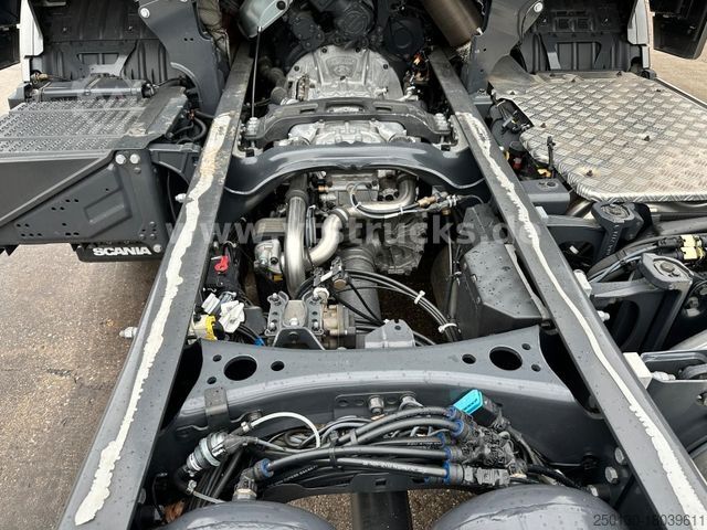 Truck chassis SCANIA S590 V8 6x2 Vollluft,Retarder Fahrgestell *NEU*
