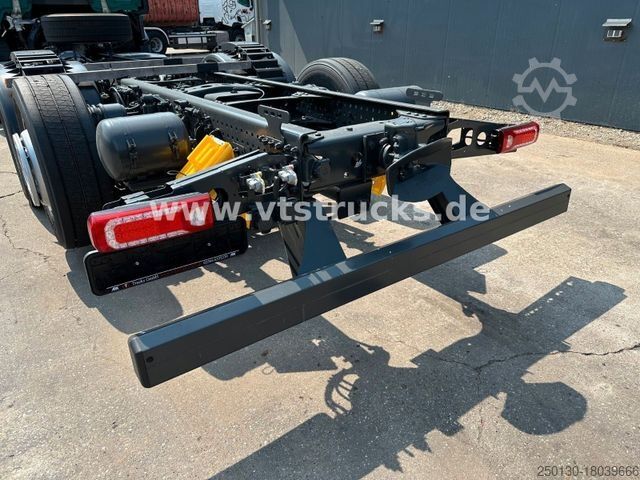 LKW-Fahrgestell MERCEDES-BENZ Actros 2540 6x2 Lenk-/Lift Fahrgestell *NEU*