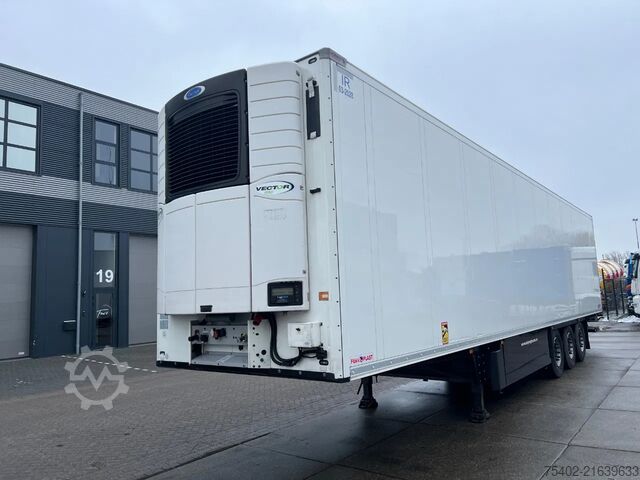 Refrigerated/freezer transport Schmitz Cargobull SCB*S3B / Frigo Trailer / Carrier Vector 1950 /...