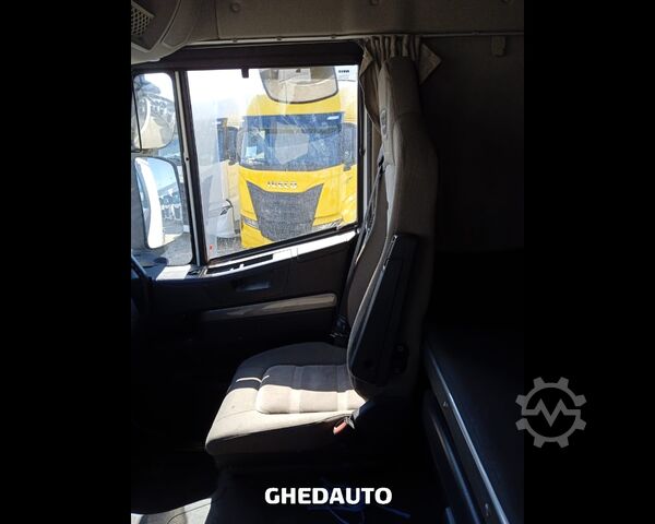 Standard tractor unit IVECO AS440S48 - TRATTORE
