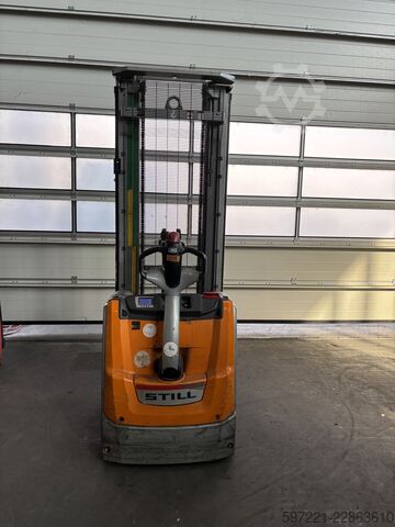 Pallet Stackers Still EXV 14