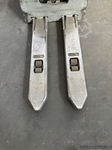 Pallet Stackers Still EXV 14