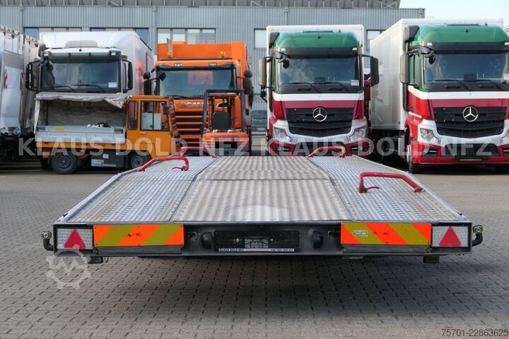 Car carrier trailer  Vachal TA 100 Autotransporter