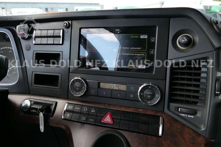 Box truck MERCEDES-BENZ Actros 1842L Koffer Vollluft LBW Euro 6