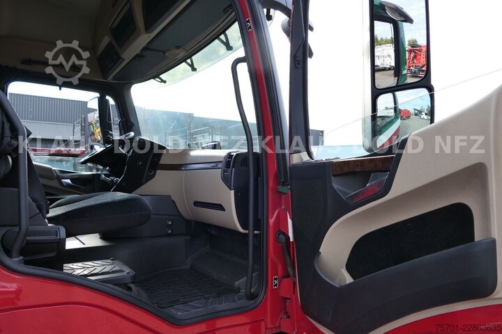 Box truck MERCEDES-BENZ Actros 1842L Koffer Vollluft LBW Euro 6