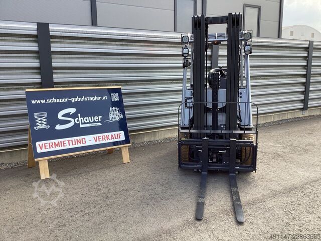 Electric 4-wheel forklift Baoli KBE18 Li G1