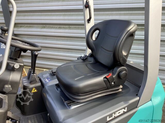 Electric 4-wheel forklift Baoli KBE18 Li G1
