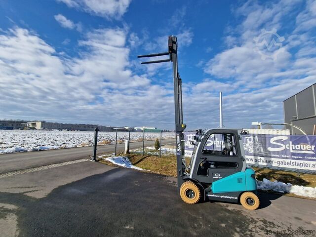 Electric 4-wheel forklift Baoli KBE 25 G1