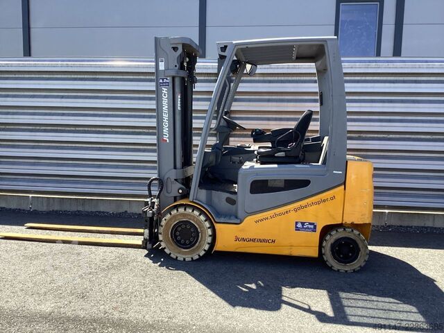 Electric 4-wheel forklift Jungheinrich CAT 2EPC5000