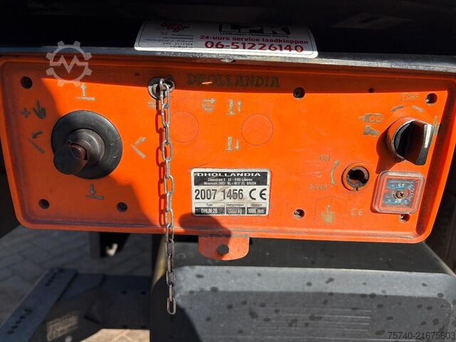 Box body Iveco 120E 210 + DHOLLANDIA LOADLIFT
