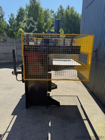 Cutting Machine Bruckenstanze Schon 6100B Sandt