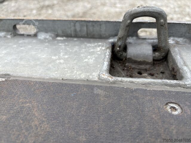 Wechselpritsche offen Wecon Verzinkte Plattform Zurringe+Lochleiste