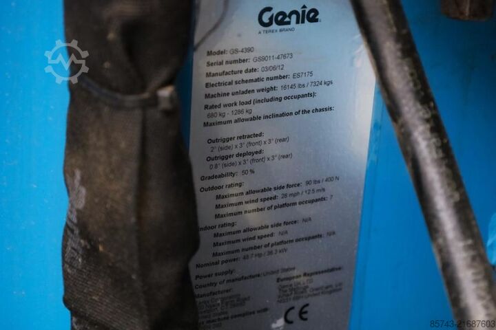 Scissor lift Genie GS4390 Diesel, 4x4 Drive, 15m Working Height, 680k