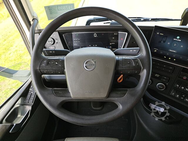 Standard-SZM VOLVO FH 500 FH5 6X2 STEERED PTO