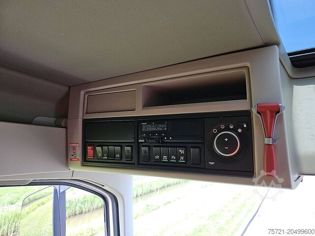 Standard-SZM VOLVO FH 500 FH5 6X2 STEERED PTO