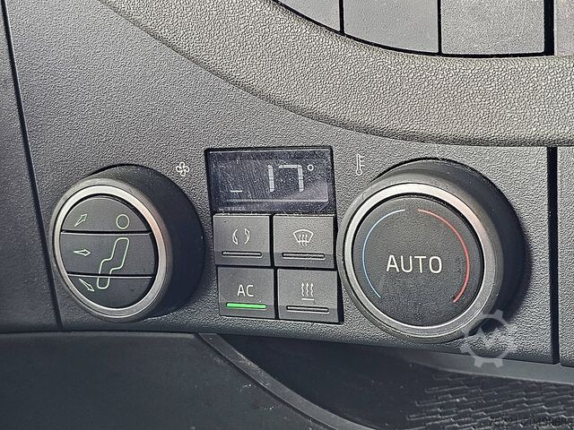 Standard-SZM VOLVO FH 500 6X2 STEERED PTO+HYDR