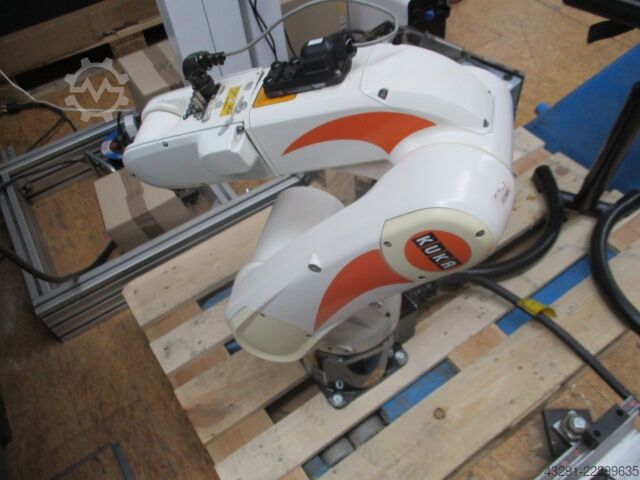 Industrial robot KUKA KRC2sr+KCP2+KR5 sixx R850