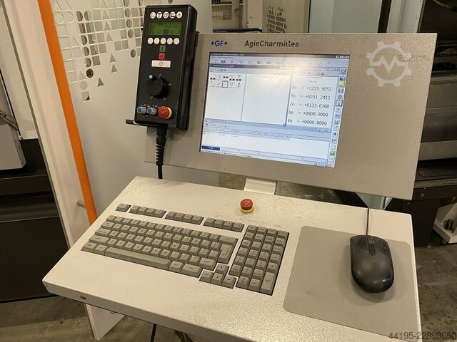 Wire eroding machine GF AgieCharmilles Progress VP3
