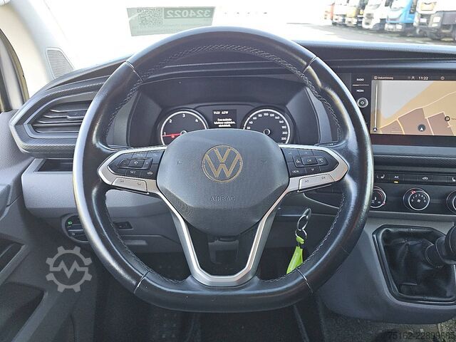 High-roof van VW TRANSPORTER 2.0 TDI L2H1 Navi Trekhaak!
