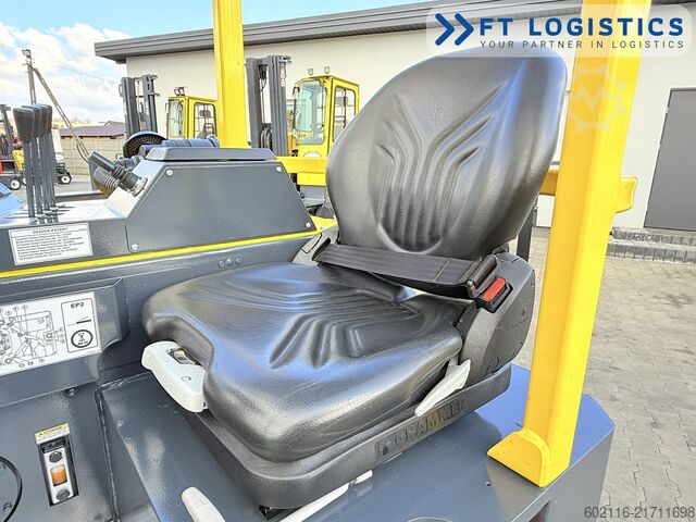 Vierwegestapler Combilift CB2500 GAS TRIPLEX 4900 FORK POSITIONER