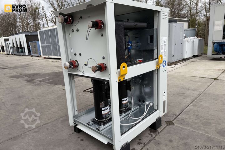 Kältemaschine/Wärmepumpe New Сhiller / Heat pump CLIMAVENETA 55.9/62.8 KW | With warranty