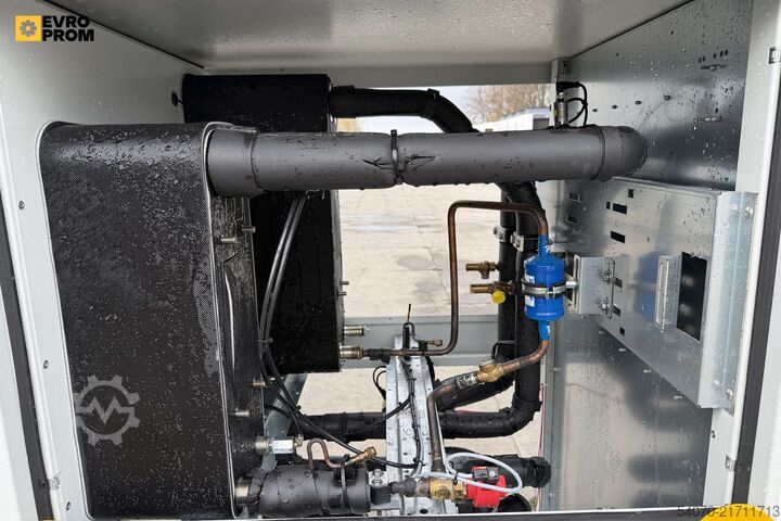 Kältemaschine/Wärmepumpe New Сhiller / Heat pump CLIMAVENETA 55.9/62.8 KW | With warranty