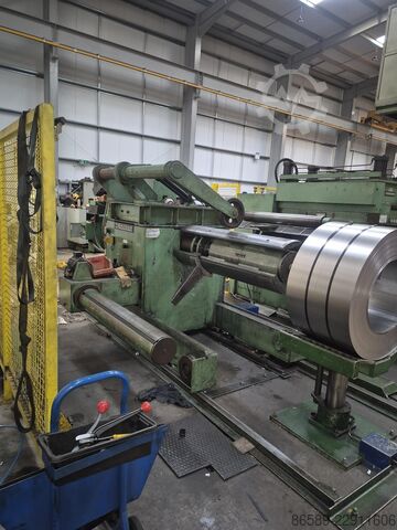 Automatic punching machine Benelli PMT/3D/1000/5/1000/2P