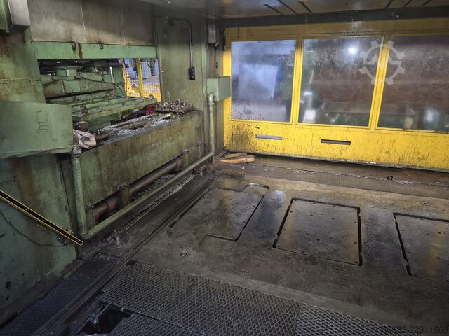 Automatic punching machine Benelli PMT/3D/1000/5/1000/2P