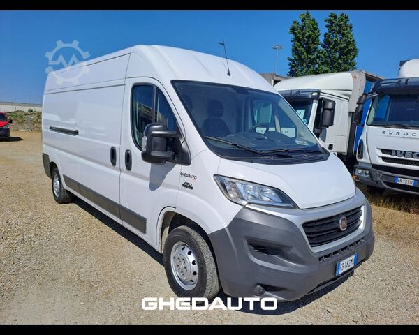 Minibus FIAT Ducato 290 35 E5 2014 - Ducato 35 LH2 2.3 mjt 130cv vetrato F.L.