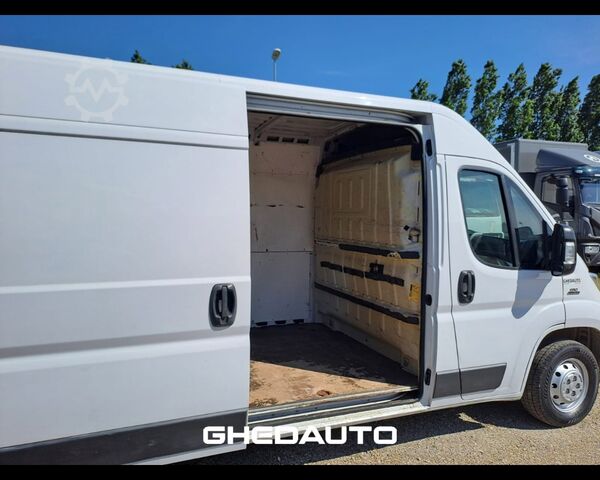 Minibus FIAT Ducato 290 35 E5 2014 - Ducato 35 LH2 2.3 mjt 130cv vetrato F.L.