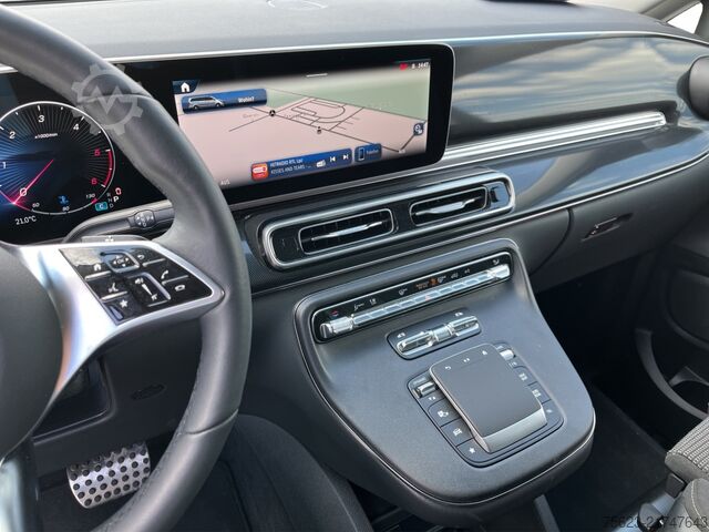 Minibus Mercedes-Benz V 220 d STYLE LED AHK Lenkradh. Distr.