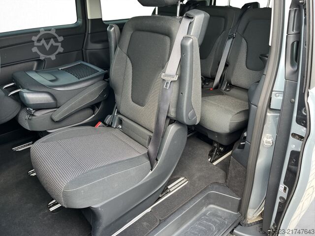 Minibus Mercedes-Benz V 220 d STYLE LED AHK Lenkradh. Distr.