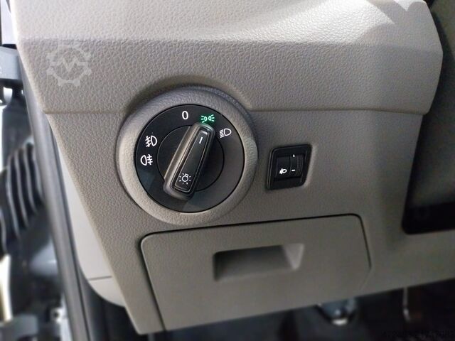 Kleinbus mit 9 Sitzplätzen VW CARAVELLE 2.0 TDI DSG 150CV  9 POSTI