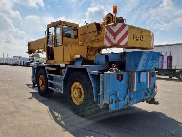 Tower crane Faun RT20