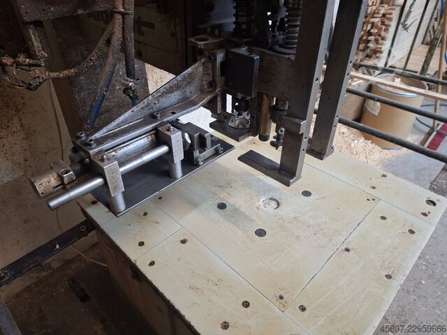 Knothole drilling machine AYEN ALOMAT AL 100