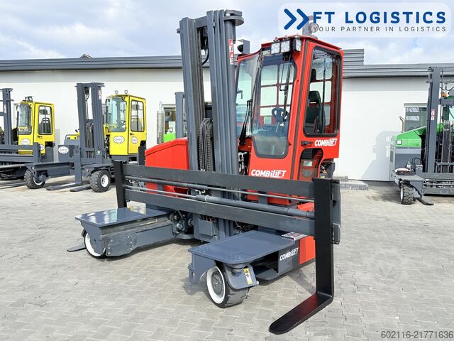 4-way forklift Combilift C3000ET TRIPLEX 5940 WIDE FORK POSITIONE