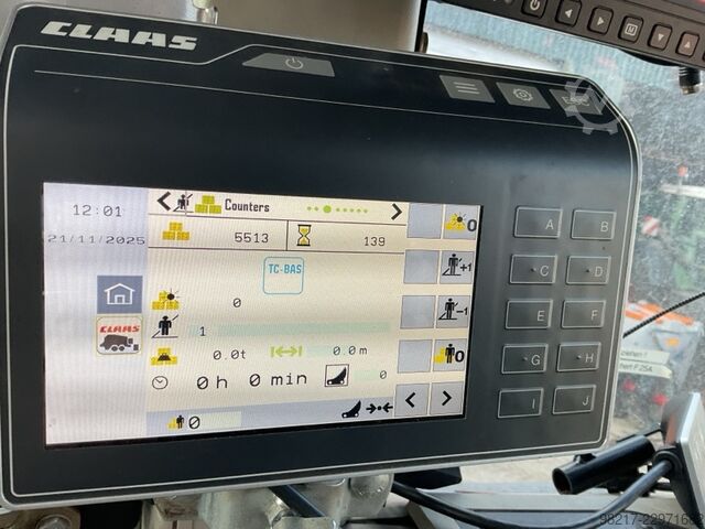 CLAAS Quadrant 5300 Evolution FC CLAAS Quadrant 5300 Evolution FC