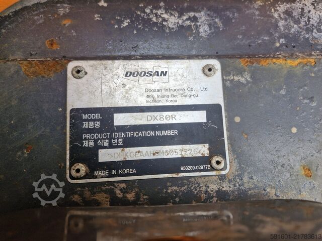 Crawler excavator DOOSAN DX80R