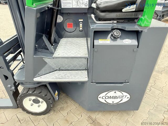 Four-way forklift Combilift CB3000 / TRIPLEX 4900MM / FREE LIFT