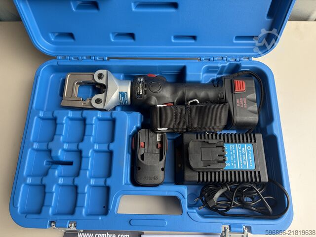 CEMBRE B35-50D Akku-Hydraulikpresszange 35 kN CEMBRE B35-50D Zaciskarka Hydrauliczna Akumulatorowa 35kN CEMBRE B35-50D Zaciskarka Hydrauliczna Akumulatorowa 35kN