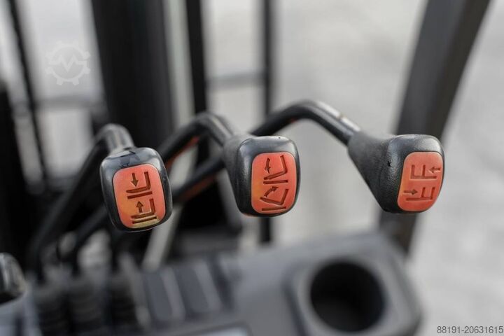 Forklift Manitou MI 25 D