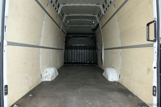 High top van IVECO Daily35-160 Maxi H3 extraHoch2,1m Hi-Matik Klima