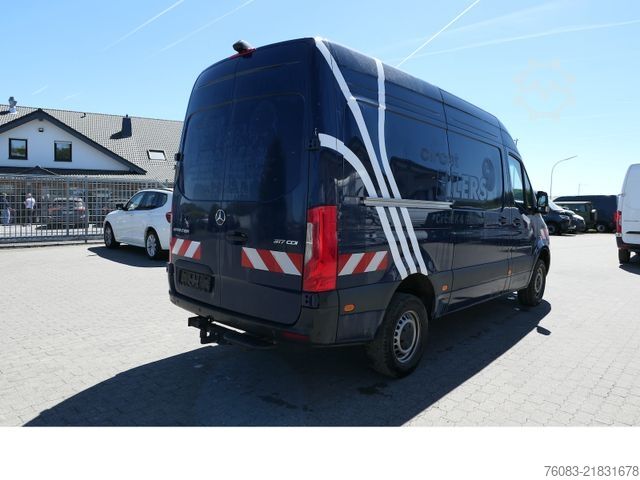 High top van MERCEDES-BENZ Sprinter 317 CDI L2H2 Klima Kamera Navi AHK2,8t