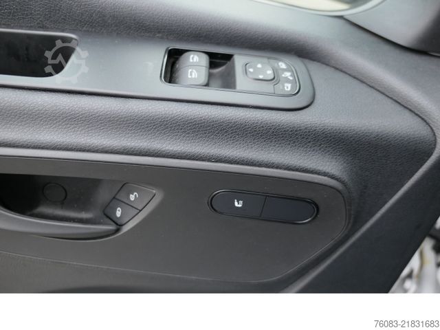High top van MERCEDES-BENZ Sprinter 317 CDI L2H2 Klima Navi 9G-Tronik MOPF