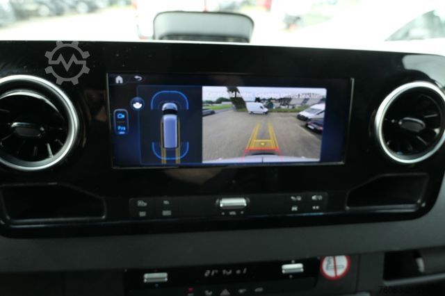 High top van MERCEDES-BENZ Sprinter 317 CDI L2H2 Klima Navi 9G-Tronik MOPF