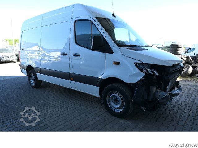 High top van MERCEDES-BENZ Sprinter 317 CDI L2H2 Klima Navi 9G-Tronik MOPF