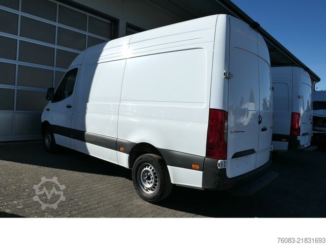 High top van MERCEDES-BENZ Sprinter 317 CDI L2H2 Klima Navi 9G-Tronik MOPF